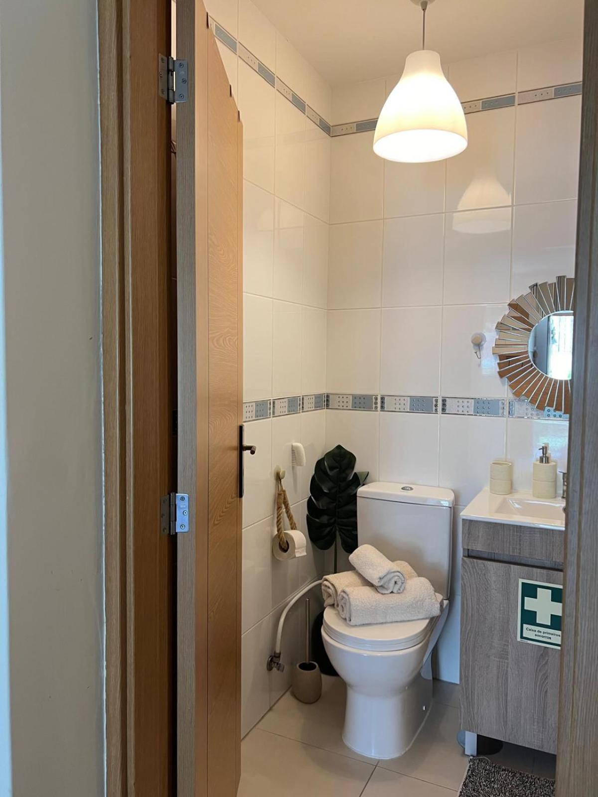 코임브라 Charming Cozy Retreat - Terrace & Private Balcony B&B 외부 사진